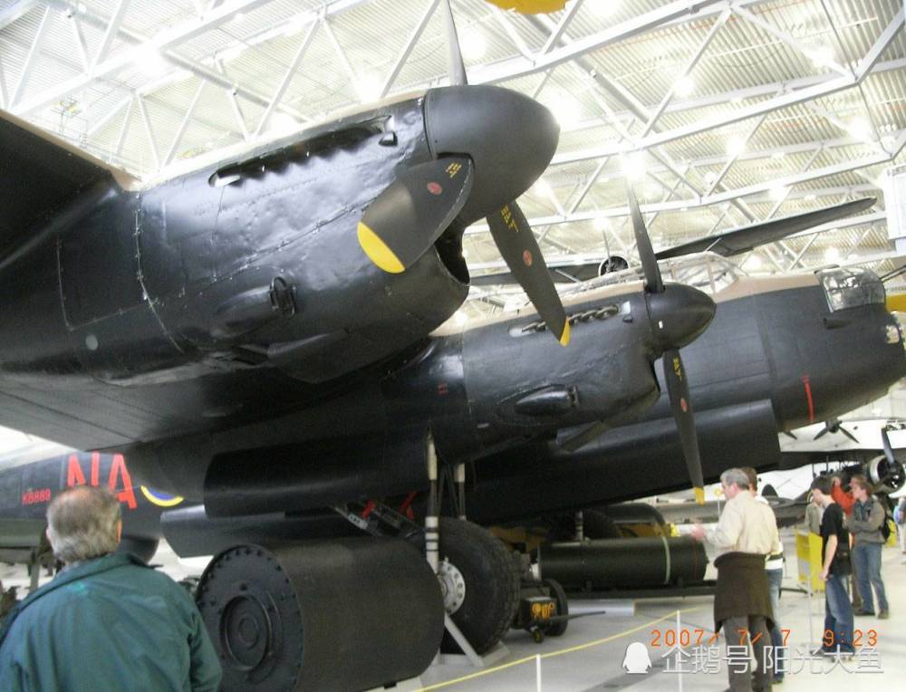 二战英国佬战机5-兰开斯特"重型轰炸机
