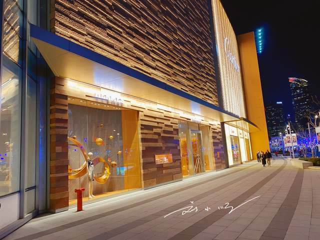 上海的商场排名_上海商场图片(2)