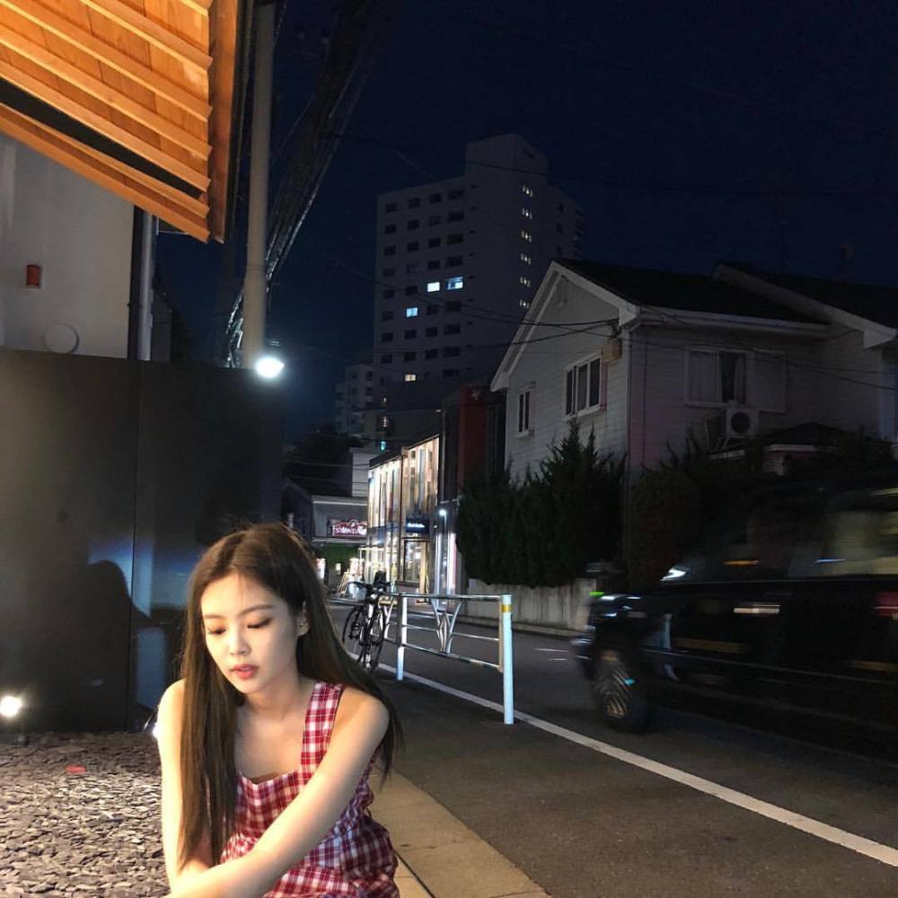 胶片相机下的jennie太美了