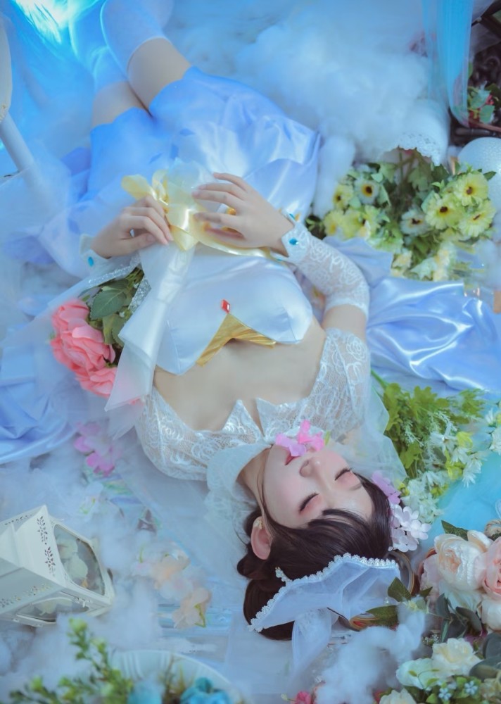 王者荣耀小乔纯白花嫁cos正片