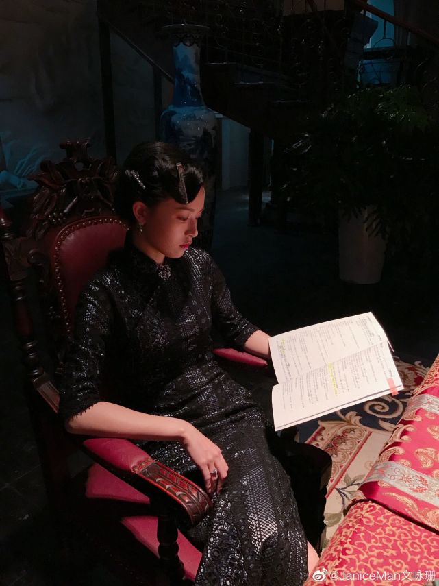 《风声》里文咏珊,又酷又奶反差十足,让人不能不爱