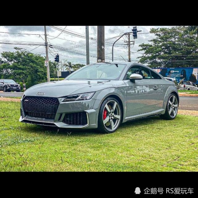 实拍全新奥迪ttrs 2.5 tfsi轿跑,比718更香的选择