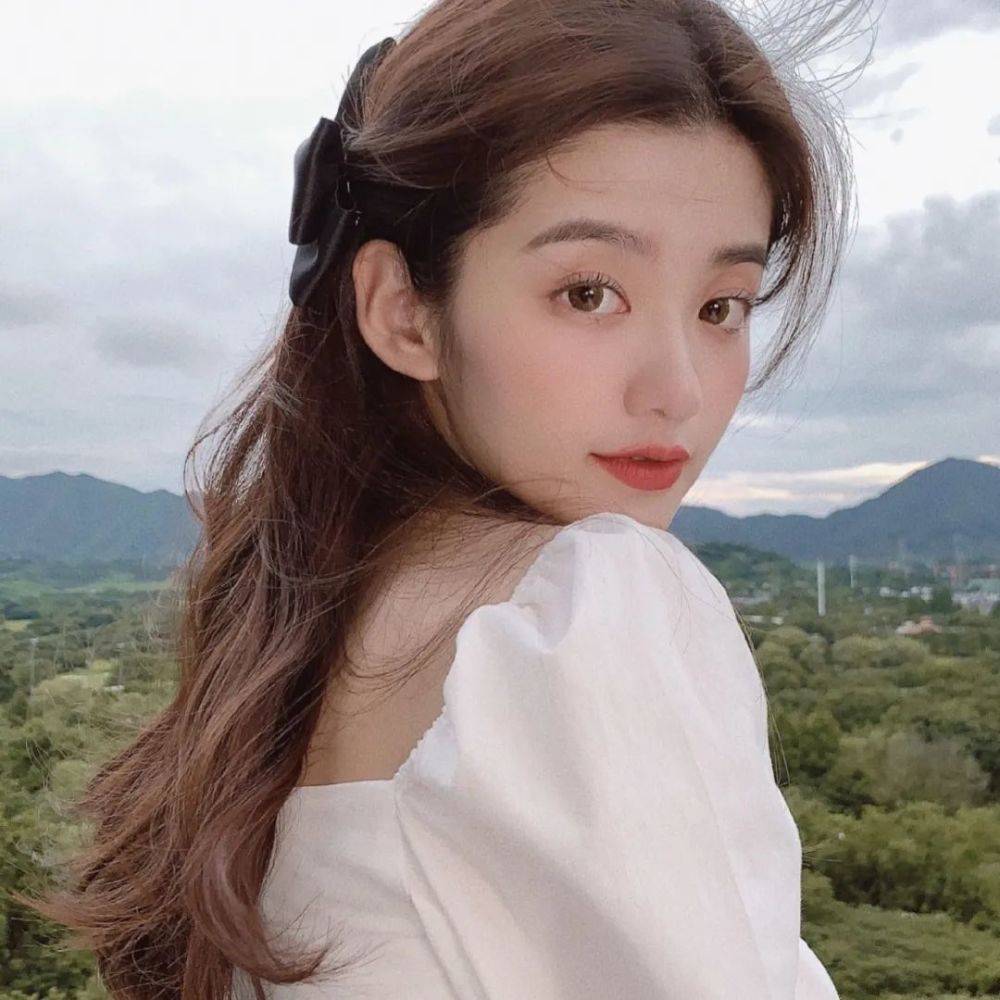 温婉女生头像|"愿人生清净,抬头尽是柔情"