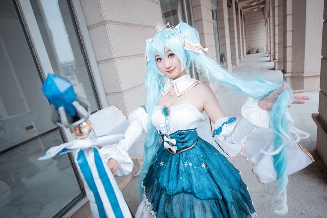 初音miku——雪初音cosplay