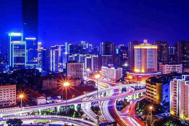 湘潭市 经济总量_湘潭市地图(2)