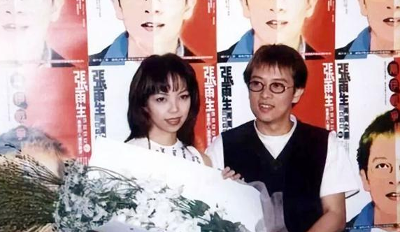 24年前张雨生离世葬礼上几次哭到昏厥的女孩如今早已一代天后