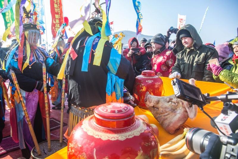 吉林满族萨满文化与春节祭祀