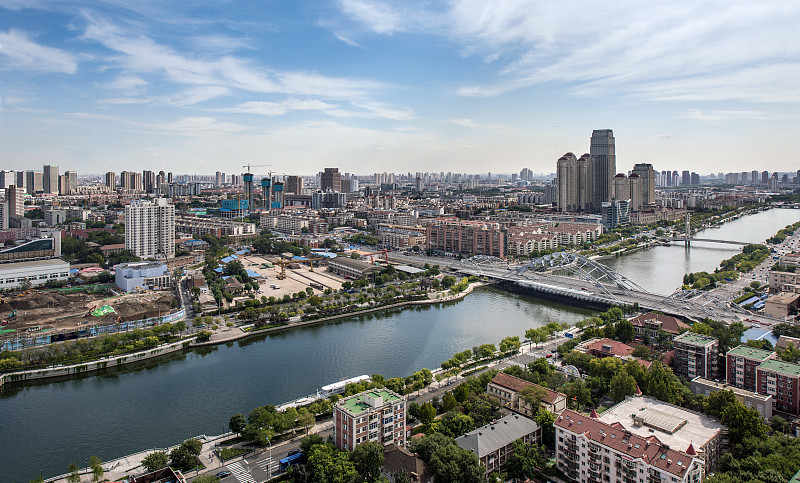 城镇人均住房面积_中国的人均住房面积(3)