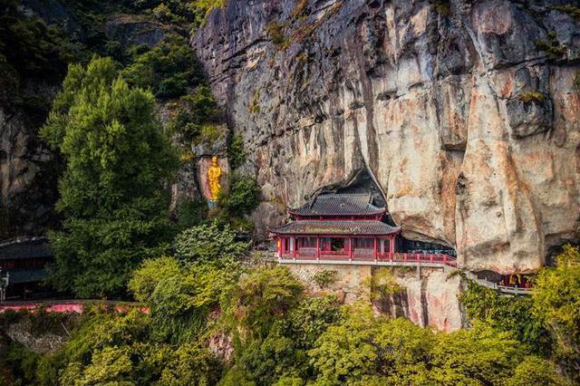 浙江又一景区走红,被称建德"小恒山",独特景色成最新风景线