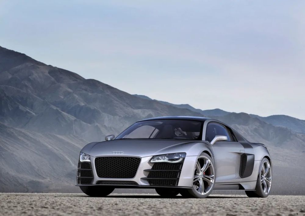 这世界上差点就能有一台手动挡柴油超跑,聊聊奥迪r8 v12 tdi