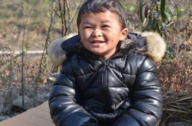 过这样的经历后,不说身心上的变化,起码范小勤的家境肉眼可见地有变好