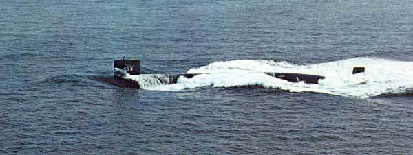 美军长尾鲨号核潜艇沉没,129人无一生还,海中传来地狱