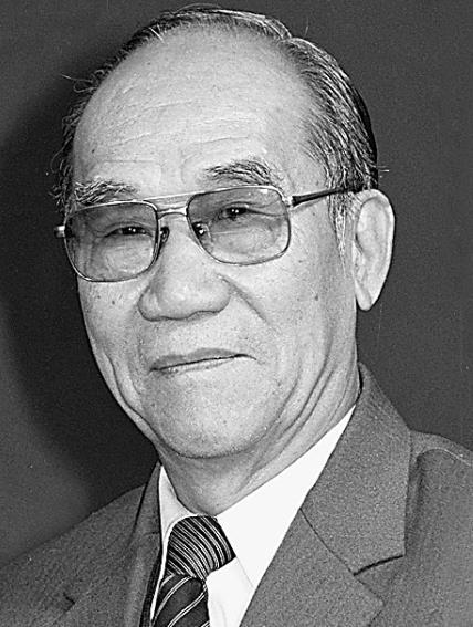谢东身份被王朔曝光,竟然是侯宝林第四子,侯耀华说出背后真相
