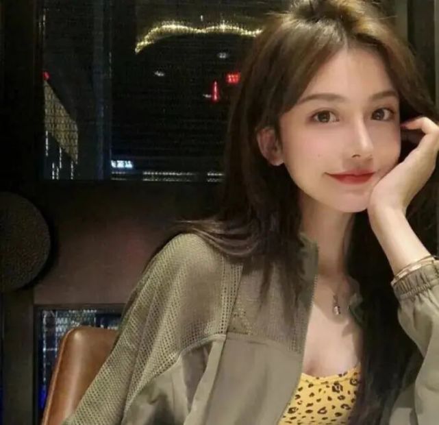 超好看的女生头像