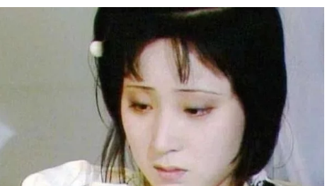 红楼梦里有一奇女子,她从未露过面,但却是害死林黛玉的真正凶手