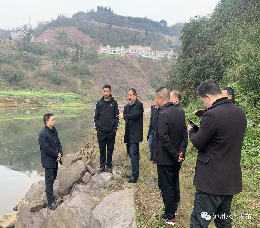 古蔺县委副书记,县长,县总河长陈廷俊巡查古蔺河