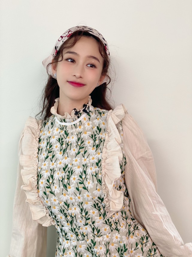 刘美含.在逃花仙子造型.清丽美图
