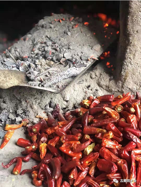 【古蔺美食】又辣又香又开胃的糊海椒