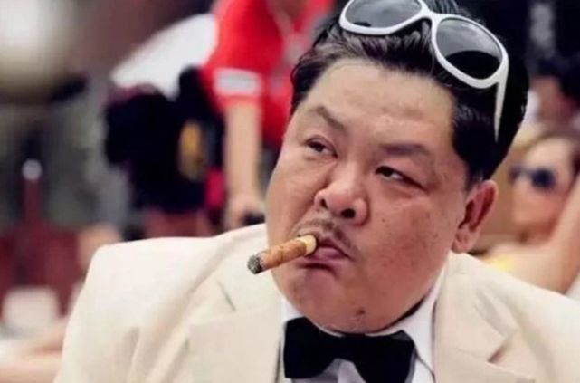 5个香港最著名的胖子演员图2负债累累图4成世界巨星