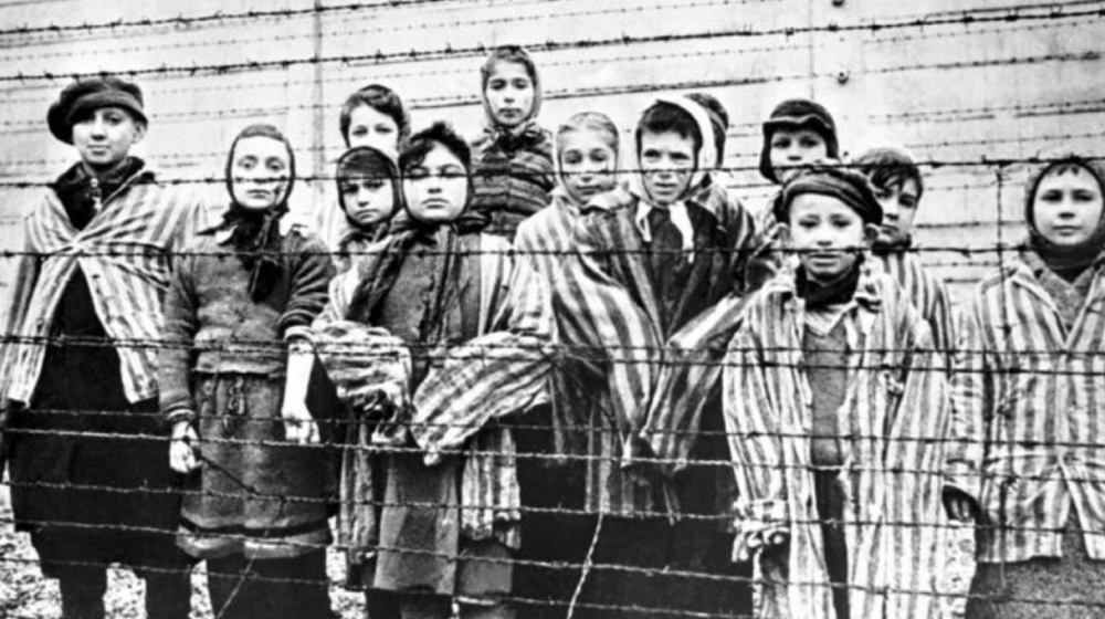 在集中营里的犹太人