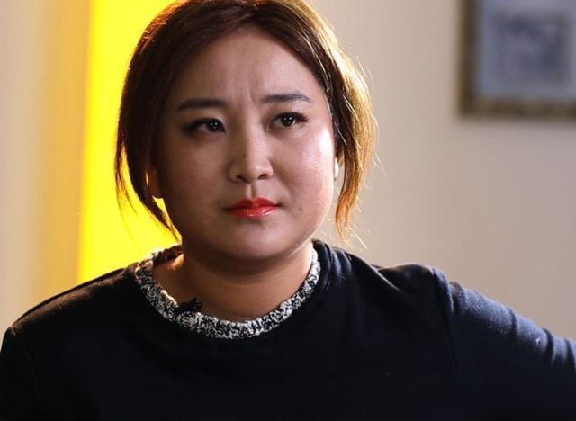 供养贾玲9年两次放弃成名机会的贾丹妹妹大火后她如今怎样了