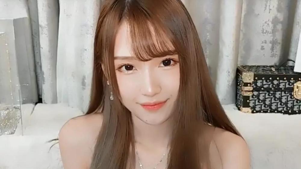 说起腐团儿这位女主播,各位已经再熟悉不过了,她是
