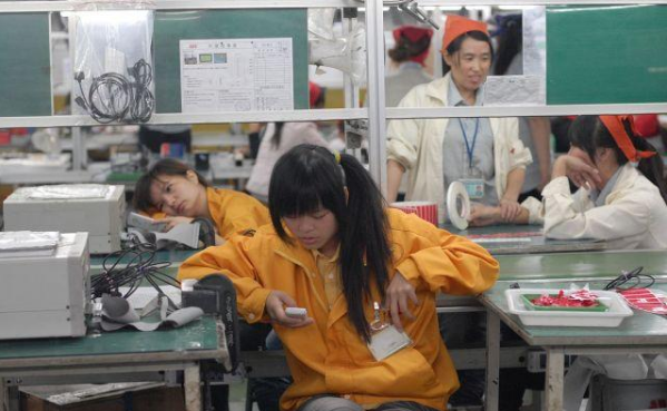 "女工荒"来袭!工厂"一女难求",女工都去哪了?原因很现实!