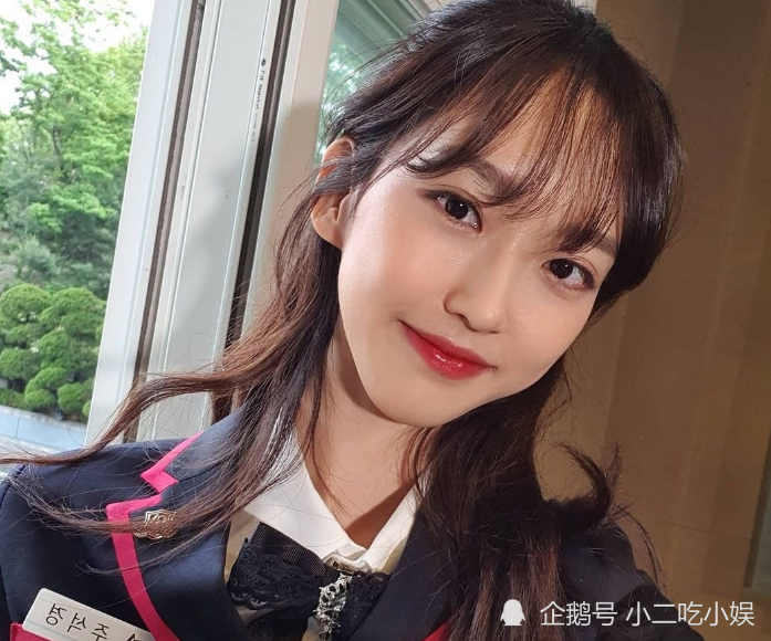 顶楼2周锡京短发颜值开挂私照美得不像话