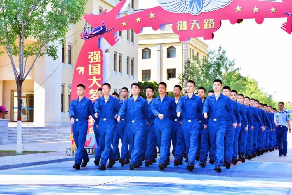 2021陕西省空军青少年航空学校招生初选检测工作安排!