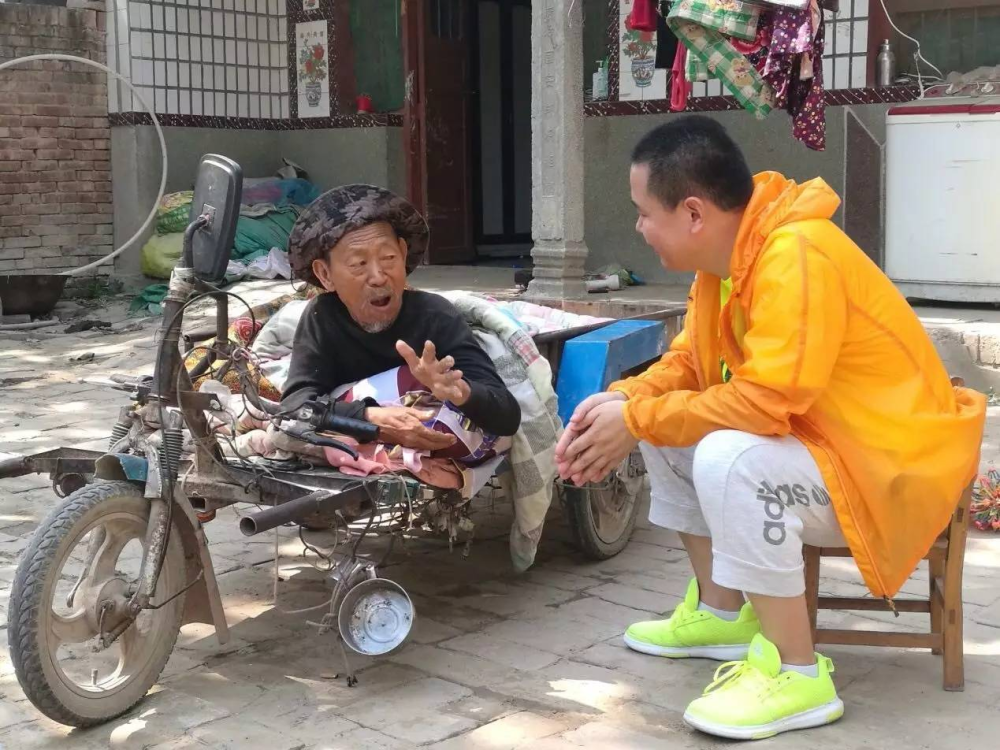 玉学书讲述黑子