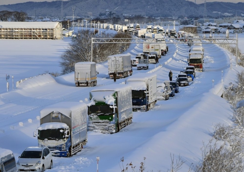 泷川市人口_泷川雅美(3)
