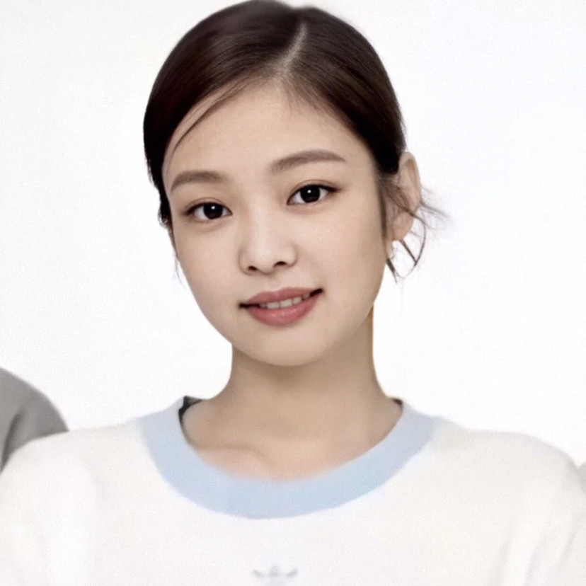 jennie迪士尼高清头像,jennie稀有头像 blackpink jennie头像 迪士尼的安保不行啊,公主天天出逃