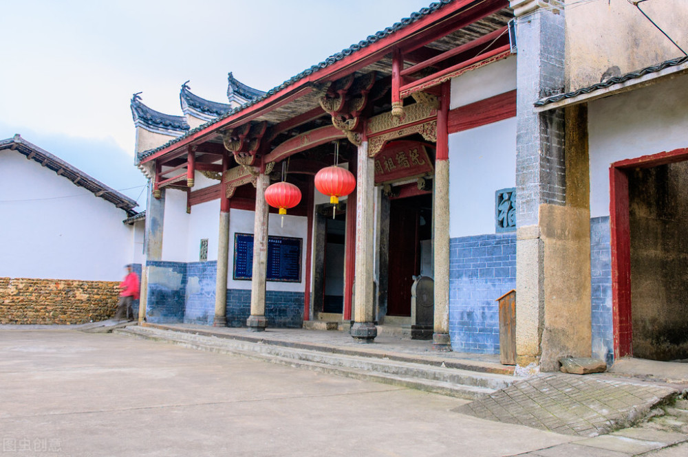 千古客家名村:江西卢屋村