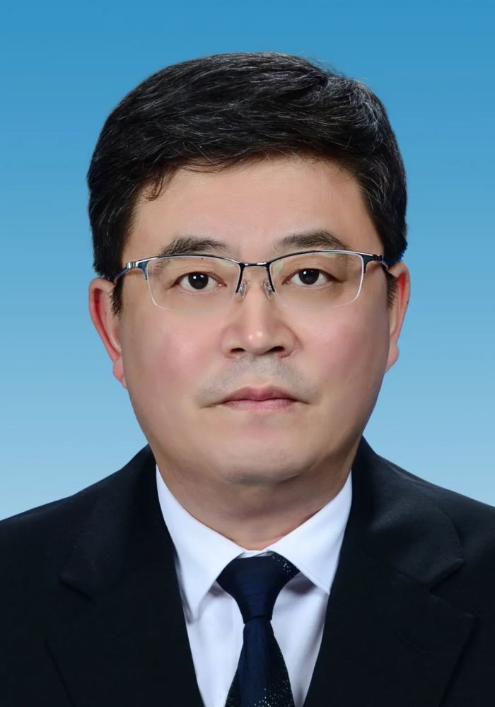 王曙光当选政协呼伦贝尔市第四届委员会主席