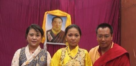 被誉为"东方之花",20岁嫁40岁的西藏活佛,女儿成了唯一公主
