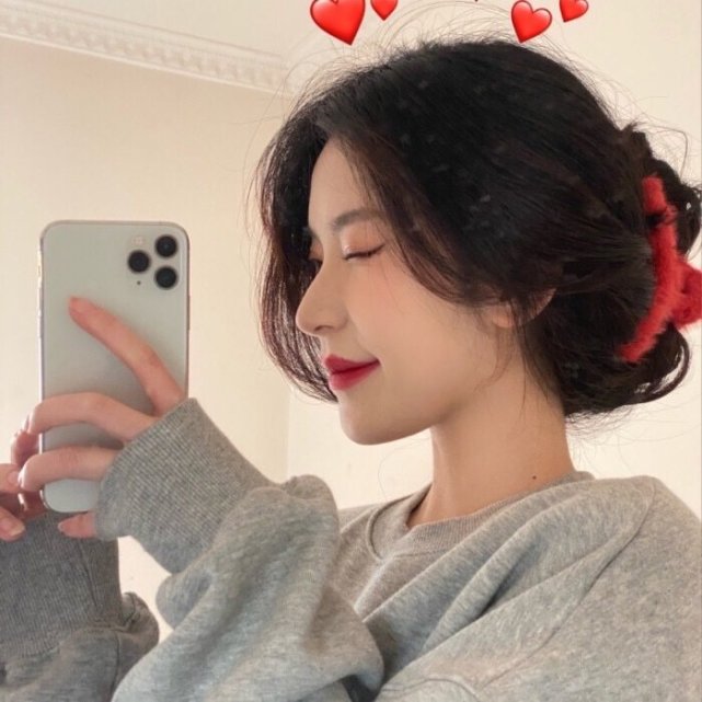 亲测招桃花的女生头像