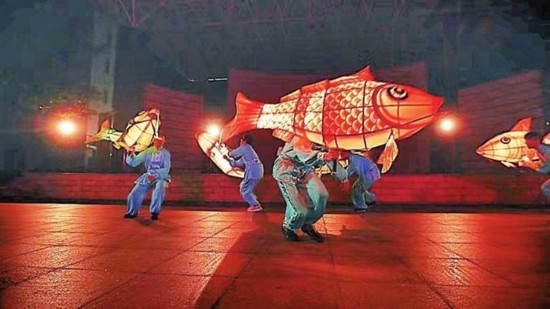 "一夜鱼龙舞"在深圳是怎么炼成的