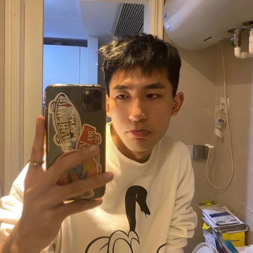 10款超帅男生发型,总有一款适合你!