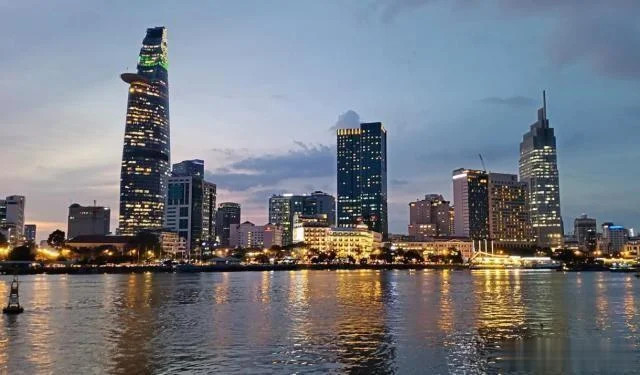 越南经济总量超菲律宾_菲律宾地图