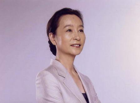 "狠人"奚美娟,39岁刚生下儿子被丈夫狠心抛弃,26年后却同剧飙戏