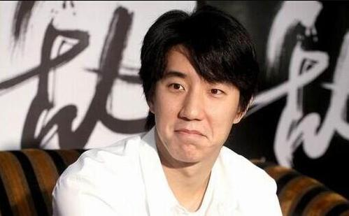 成龙儿子房祖名首次导演电影《北京爱情图鉴》即将上映,配角豪华引人