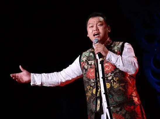 西部歌王高保利车祸去世龚琳娜悼念写错名字王凯写错年纪