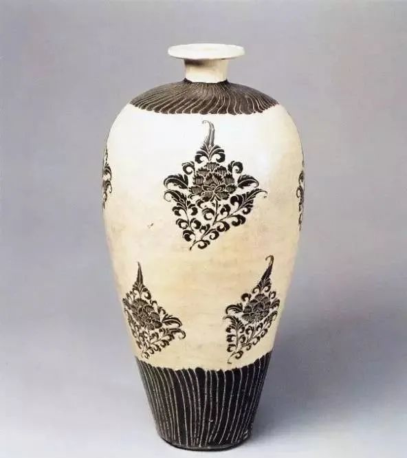 中国美術 古玩 米黄釉堆白花鳥花瓶 景德鎭製 陶瓷蓝色