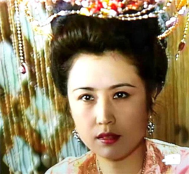 封神榜:姜王后受此酷刑,生不如死,为何不主动自尽?