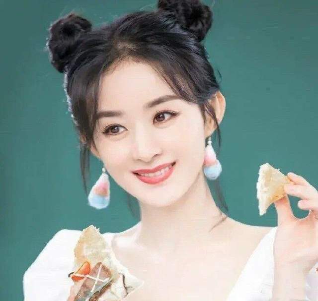 34岁赵丽颖扎"哪吒头"扮嫩,85后女星适合"少女感"人设吗