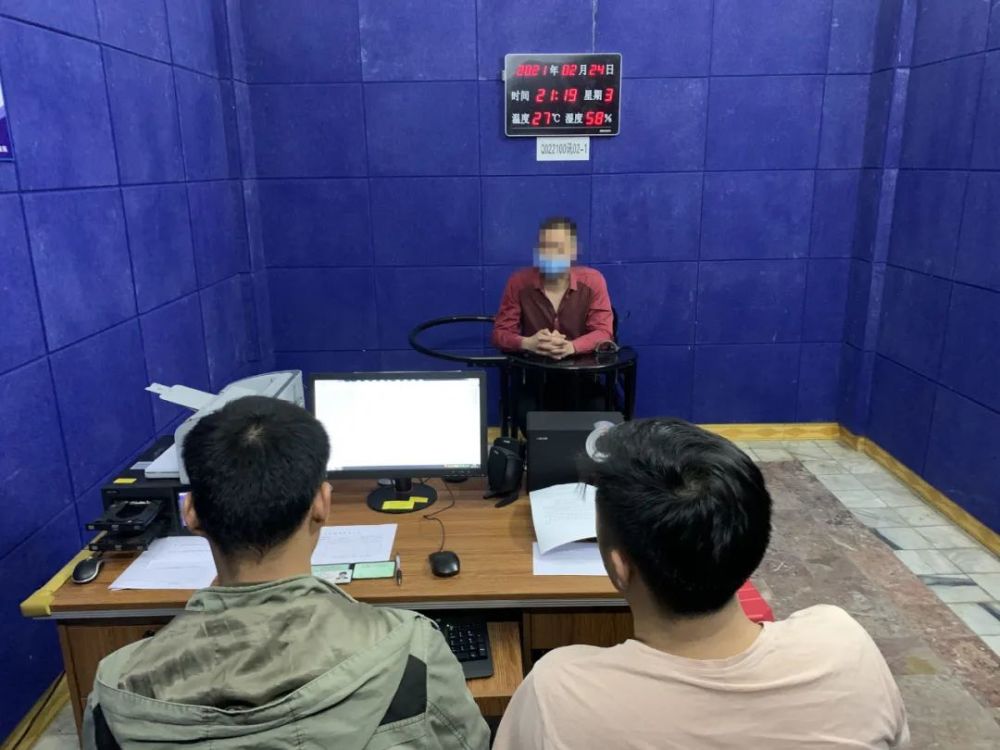 阳江一男子被"抢走"金链,自己却进了拘留所