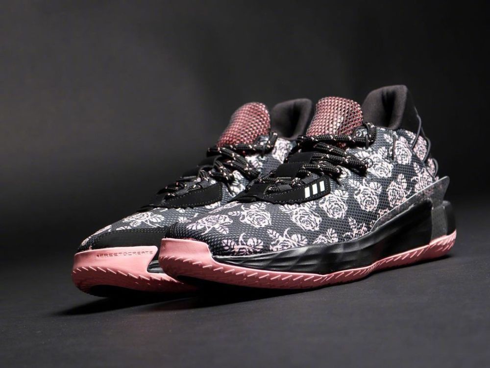 adidas dame 7据说是利拉德的全明星配色._腾讯新闻
