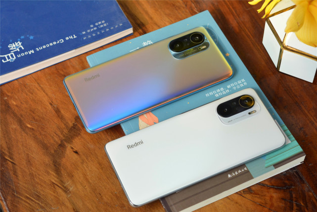 redmi k40发布:三星e4屏卖1999元?卢伟冰太狠了