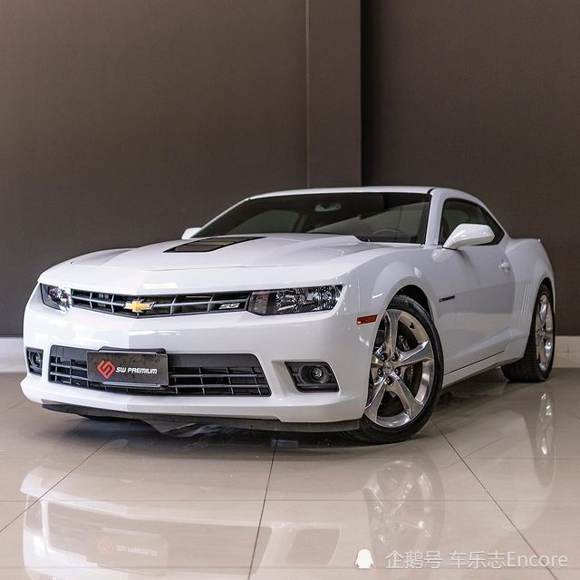 回顾15款雪佛兰科迈罗camaro 2ss:406匹马力大黄蜂