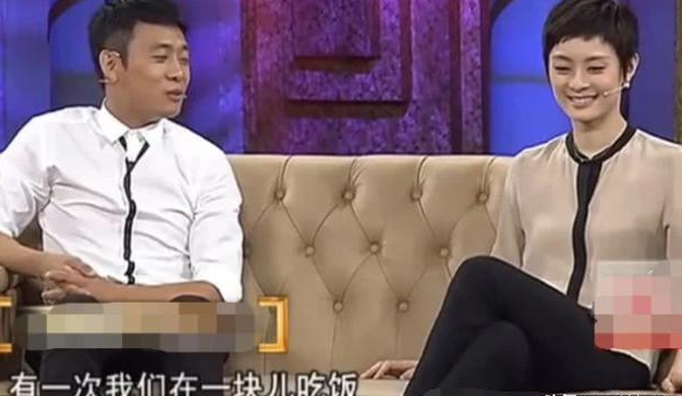 张译尴尬难入戏:只要和她演夫妻,她老公就抱着孩子牵着狗去探班_腾讯